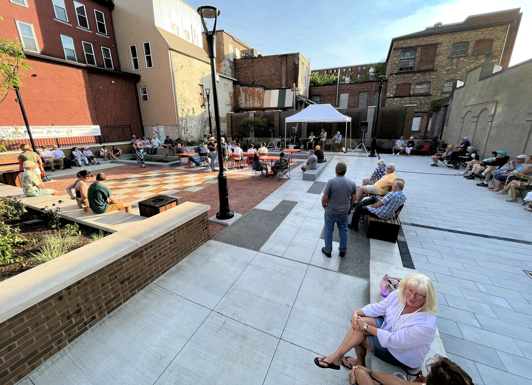 State Street Plaza 7.JPG